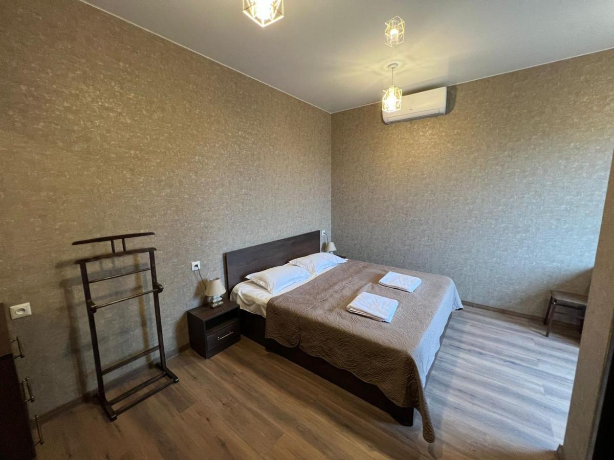 Lileo Apartment Kutaisi Bagian luar foto